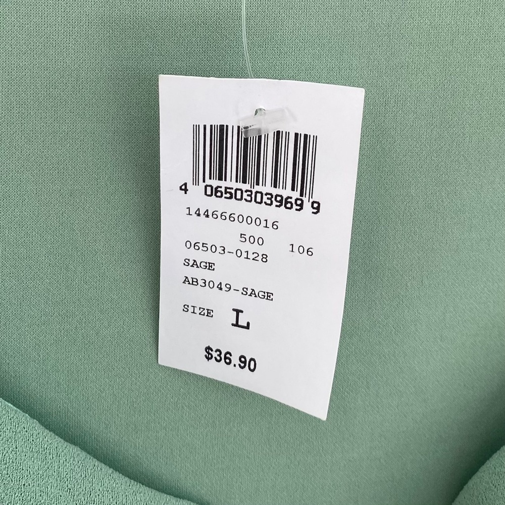 Windsor Sage Green Short Sleeve Romper with Belt NWT - Picture 5 of 5